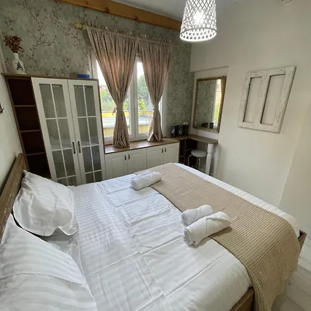 Apartment Jona Lovely Two Bedroom Ap